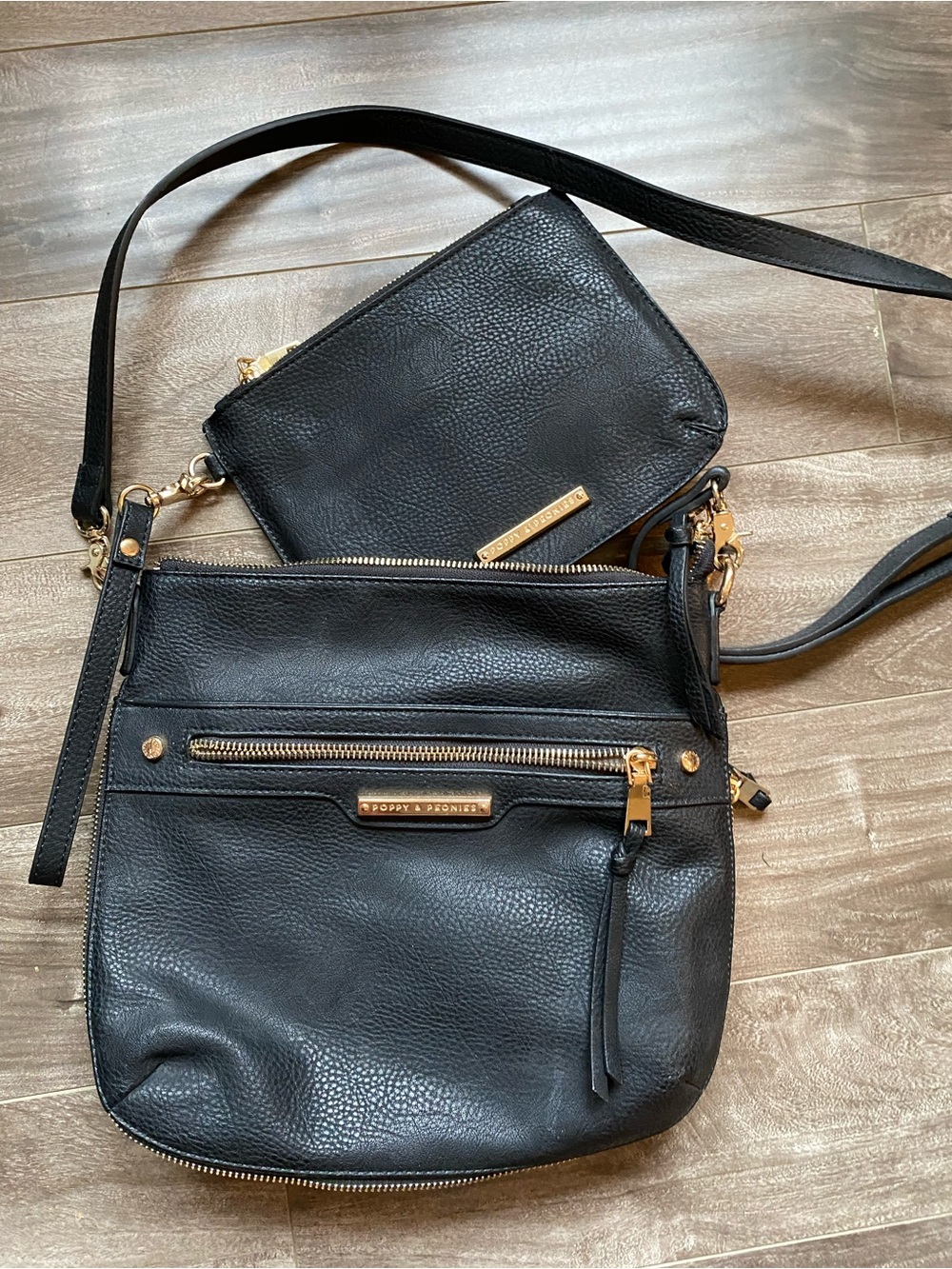 NWOT Poppy & Peonies Black  Crossbody with Gold Hardware and Removable Pouch